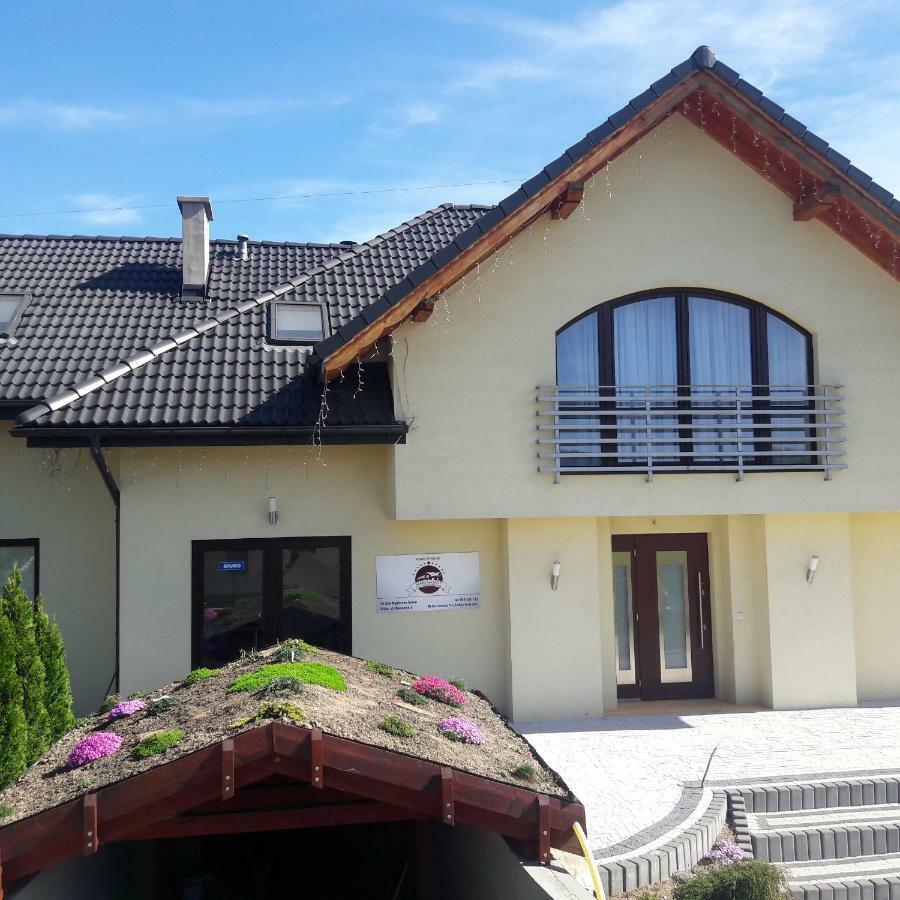 Apartamenty Przy Trakcie Cesarskim Wegierska Gorka Εξωτερικό φωτογραφία